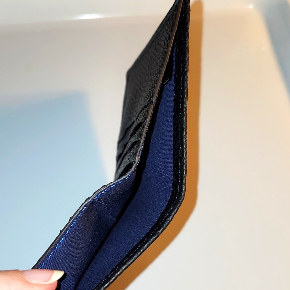 NEW Dooney Bourke Credit Card Wallet - Picture 6 of 6